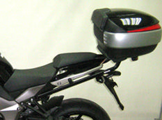 Shad Top Cast Fitting For Kawasaki Z1000