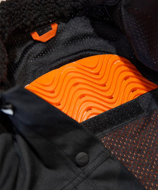 Saint Women's Unbreakable Jacket w/Armours Black (Coated)