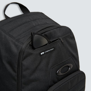 Oakley Enduro 25L 4.0 Backpack - Blackout