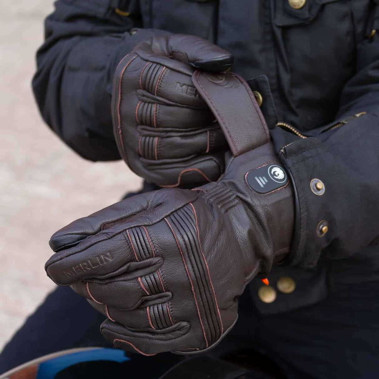 Merlin Minworth Heated Gloves - Dark Brown