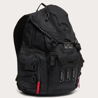 Oakley Bathroom Sink RC 21L Blackout Backpack