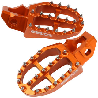 Zeta Ultrawide Alloy Footpegs KTM / HQV / GAS GAS -57mm - Orange