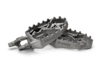 Akrapovic Honda Africa Twin Adventure Footpeg Set - Titanium F-H11T1