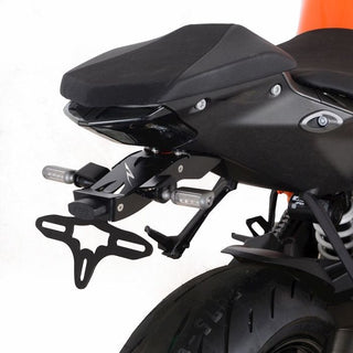 R&G Lic Plate Holder,1290 Super Duke R 20-(with blk wiring cov)