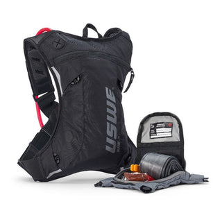 USWE 22 Raw 3 Backpack With 2.0L Hydration Bladder - Carbon Black