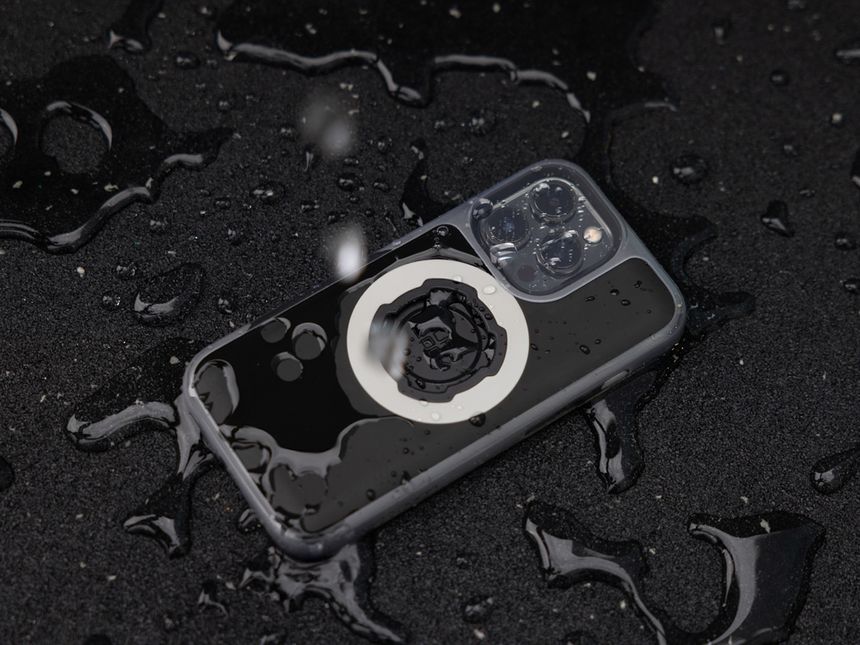 Quad Lock Poncho Iphone 15 - Suits Mag And Original Cases (6.1 In)