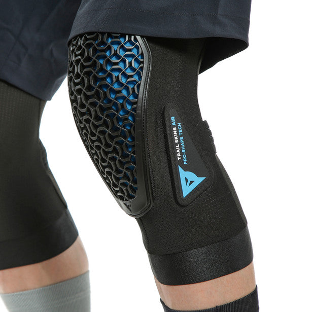 Dainese Trail Skins Air Knee Guards - Black